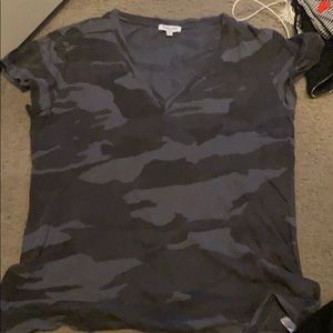 SPLENSID v neck grey camo tee size small
